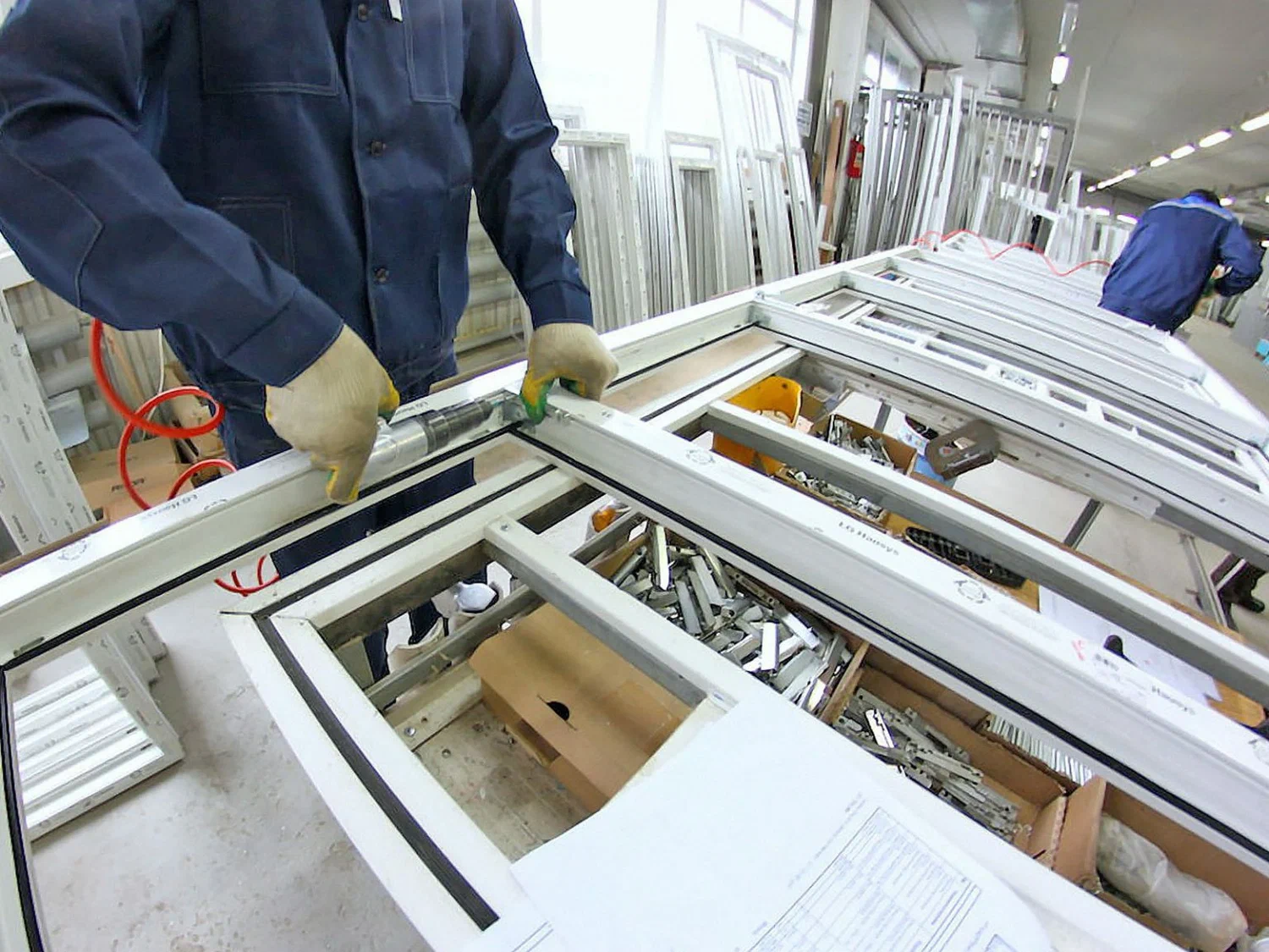 Изготовление окон и дверей