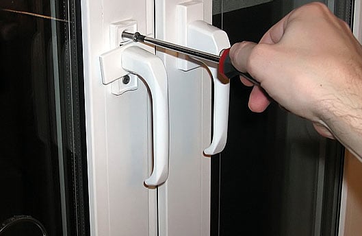 ремонт балконной двери